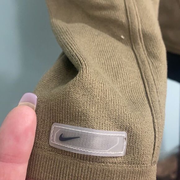 Vintage Olive Green Nike Workout Sweater - Picture 3 of 6